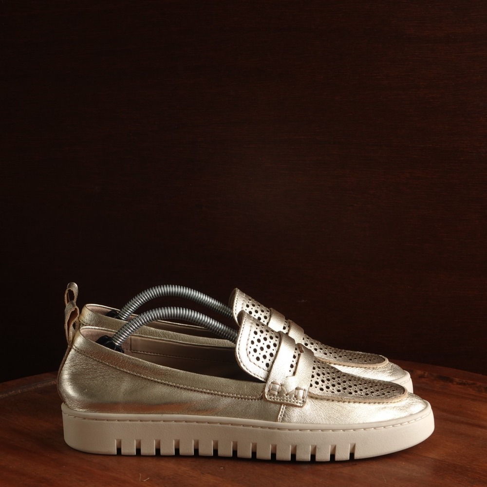Vionic Loafers WMS SZ 8 Gold Metallic Uptown Perf Leather Comfort Walking Shoes